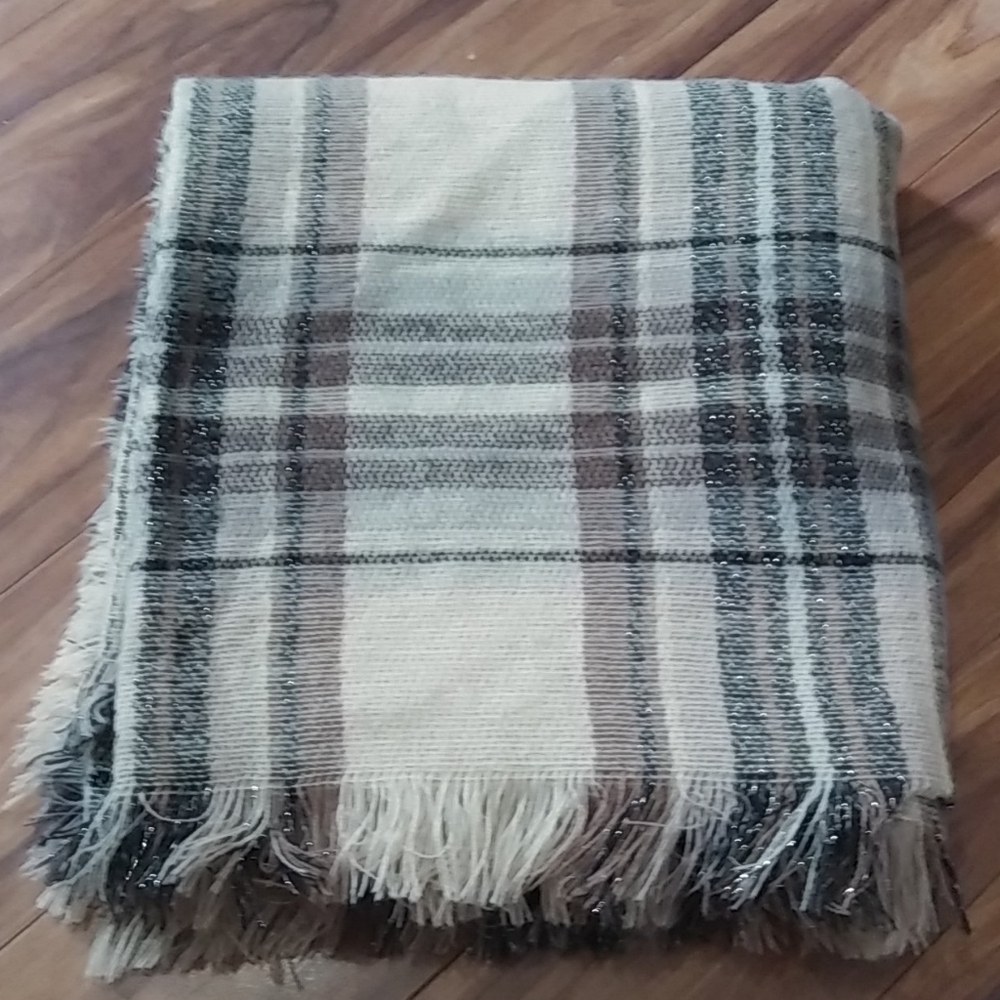 🎉Steve Madden scarf